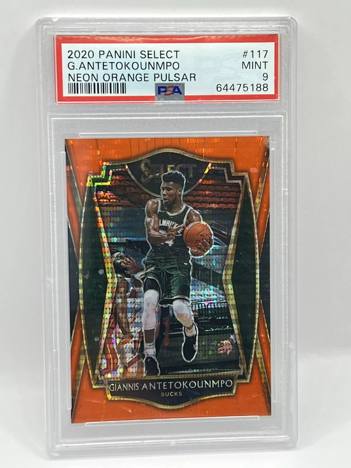 2020 Panini Select Giannis Antetokounmpo Neon Orange Pulsar /15 PSA 9 Bucks