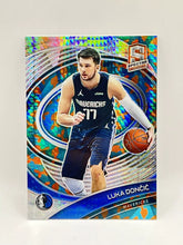 Load image into Gallery viewer, 2020 Panini Spectra Luka Doncic Blue Orange Goldfish Variation /49 Mavericks
