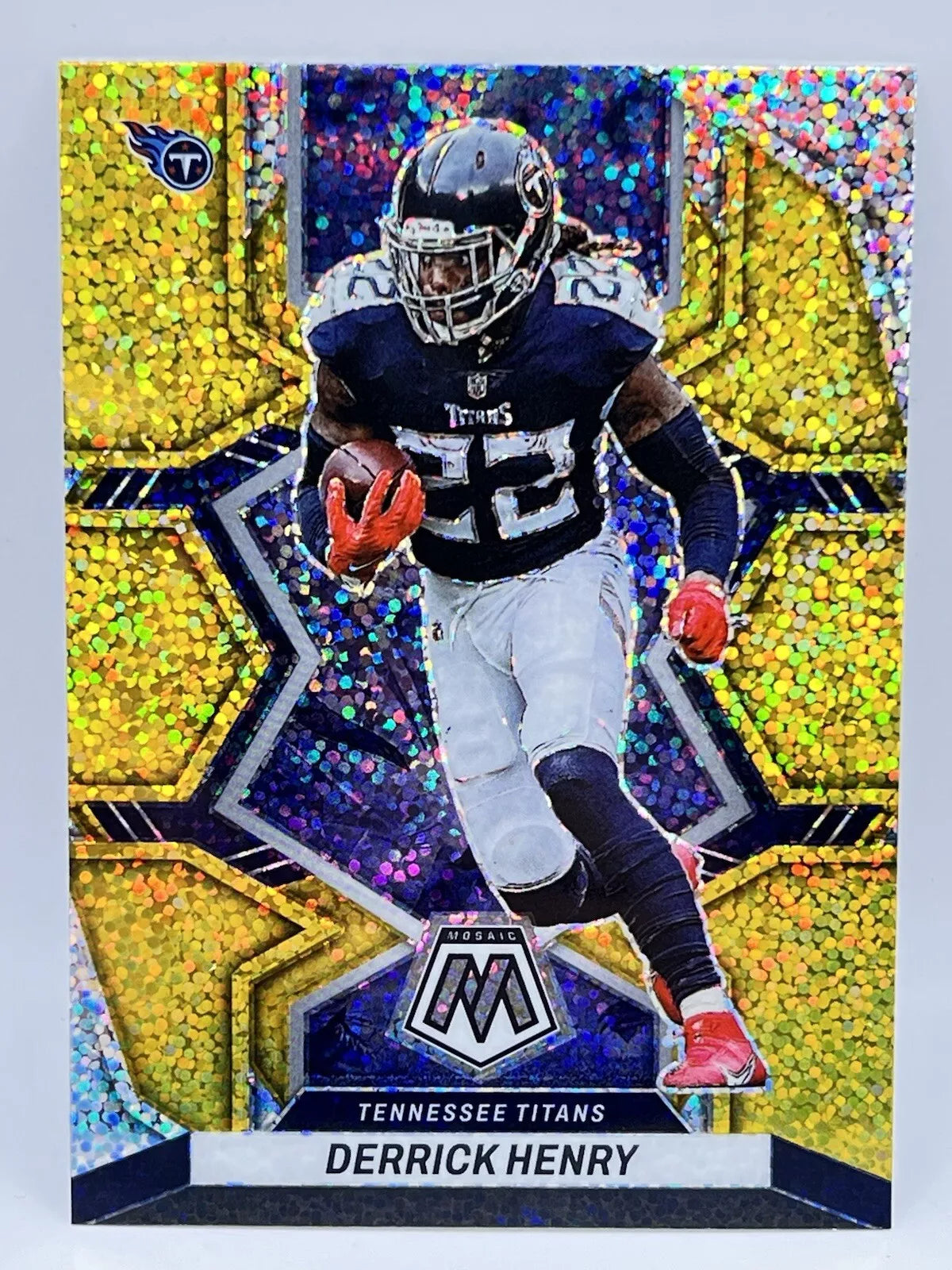 2022 Mosiac Derrick Henry Gold Wave /17 #190