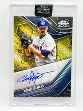 Load image into Gallery viewer, 2023 Topps Chrome Black Roger Clemens Auto Gold /50 #CBA-RC Blue Jays
